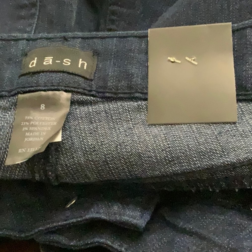 Dash- dark wash jeans pants. NWT. Size 8 - Picture 5 of 5